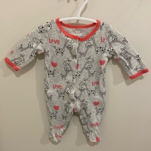 Newborn pajamas giraffe print